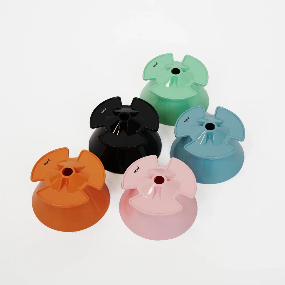 April Plastic Coffee Brewer