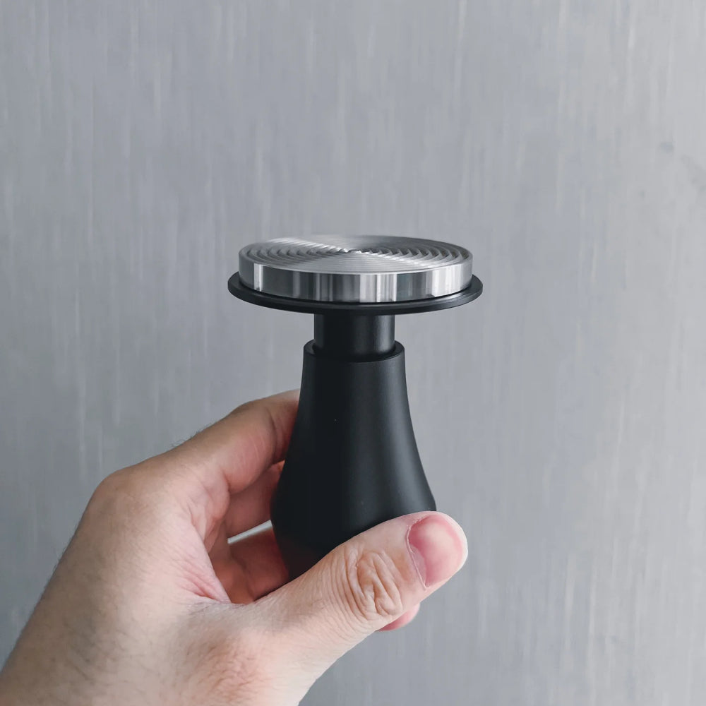 دكّ Normcore المحمّل بنابض V4